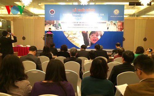 Program to produce domestic vaccines kicks off - ảnh 1